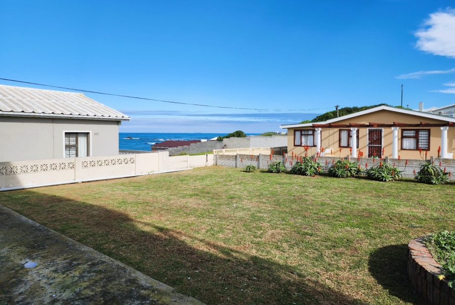 6 Bedroom Property for Sale in Kleinbaai Western Cape